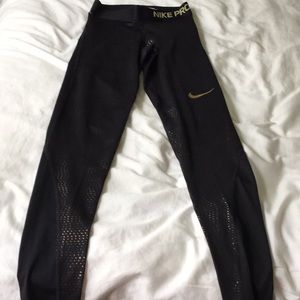 Nike leggings